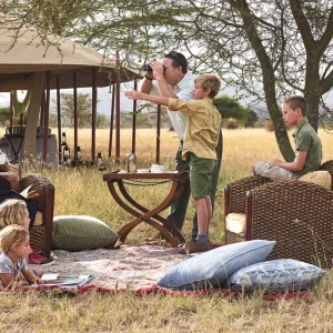 family-safari-1536x768